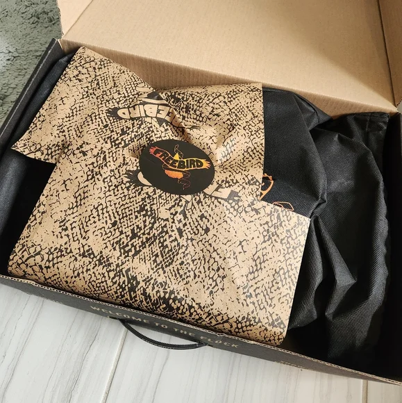 NIB Freebird Crow boot in color ICE - Picture 6 of 10